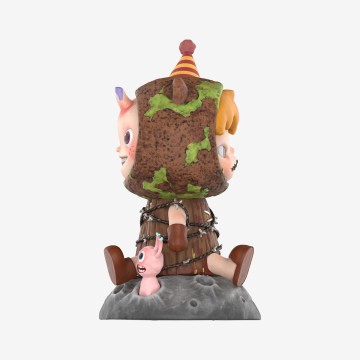 Hirono x Polar Symbiosis Figure - Image 3
