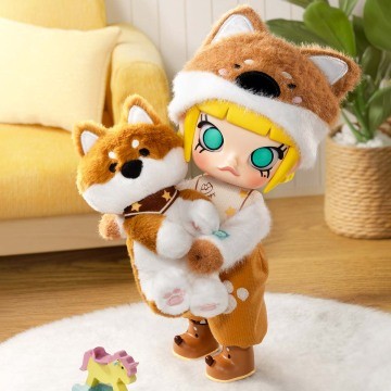Molly Hugging 1/8 Action Figure - Image 3