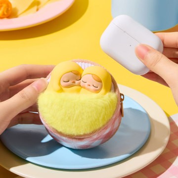 Pucky Egg Beanie Series-earphone Case - Image 4