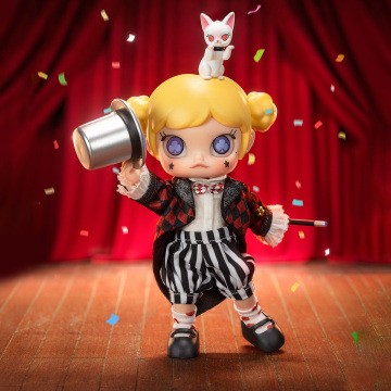 Molly Magic Show Action Figure - Image 4